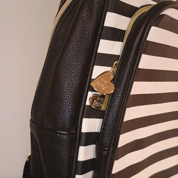 Y2k Betsy Johnson Black & White Striped Backpack with Pink Bow - Picture 3 of 6